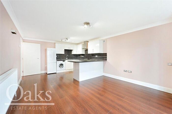 1 Bedroom Apartment To Rent In Addiscombe Grove, East Croydon, CR0