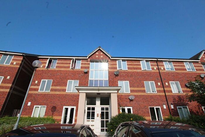 2 Bedroom Apartment To Rent In Blackburn Street, Manchester, M3