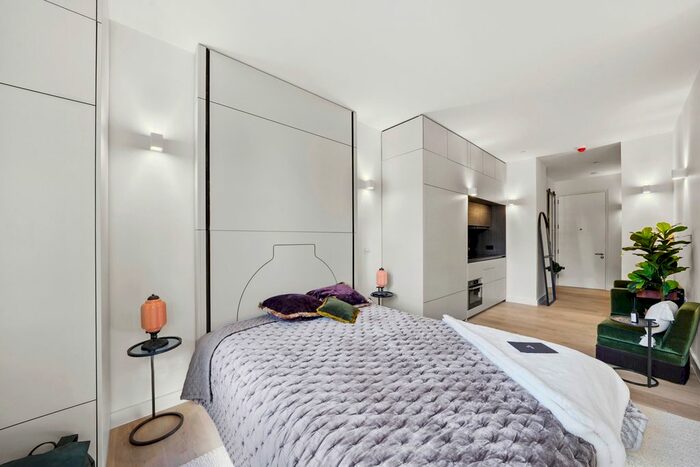 Studio To Rent In Lowlands Road, Harrow, HA1