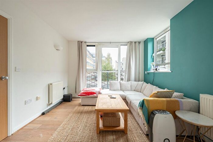 1 Bedroom Flat To Rent In Richmond Road, Hackney, E8