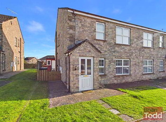 2 Bedroom Apartments For Sale In Walnut Gardens, Larne, BT40