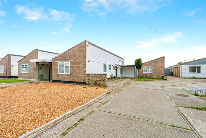 2 Bedroom Bungalow For Sale In Heron Mead, Bognor Regis, West Sussex, PO21