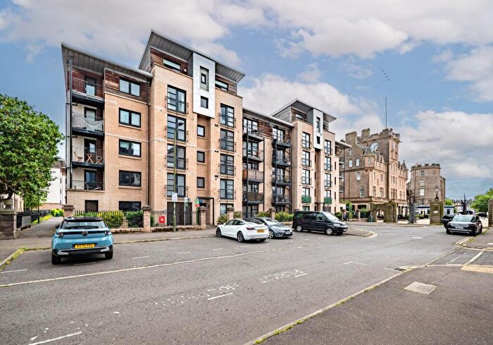 2 Bedroom Flat For Sale In / Tower Place, Edinburgh, EH6