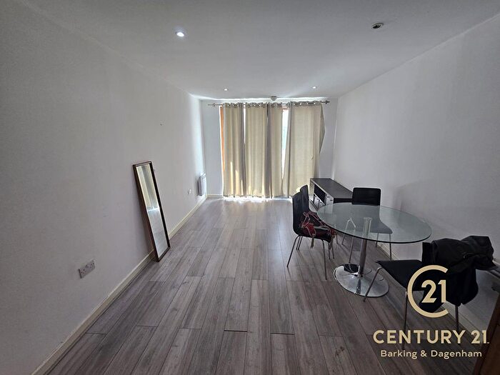 1 Bedroom Flat To Rent In Arboretum Place, Barking, IG11