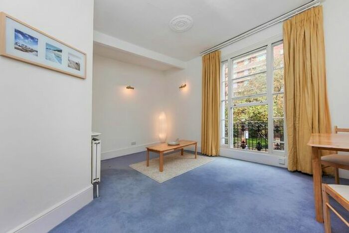 1 Bedroom Flat To Rent In Aylesford Street, London, SW1V