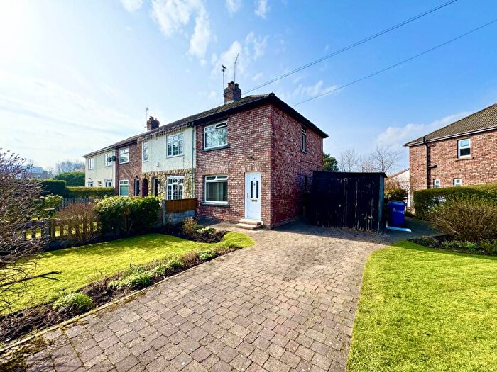 3 Bedroom Semi Detached House For Sale In Lancaster Avenue, Whiston, L35