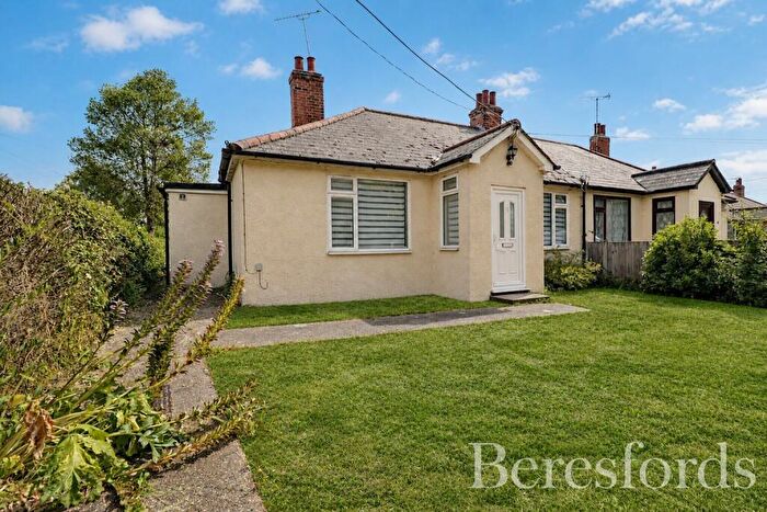 3 Bedroom Bungalow For Sale In Mundon Road, Mundon, CM9