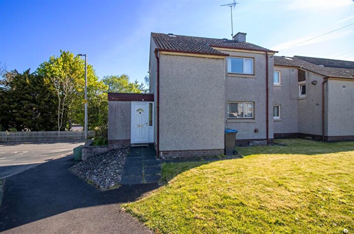 2 Bedroom Property For Sale In Lockiesedge, Hawick, TD9