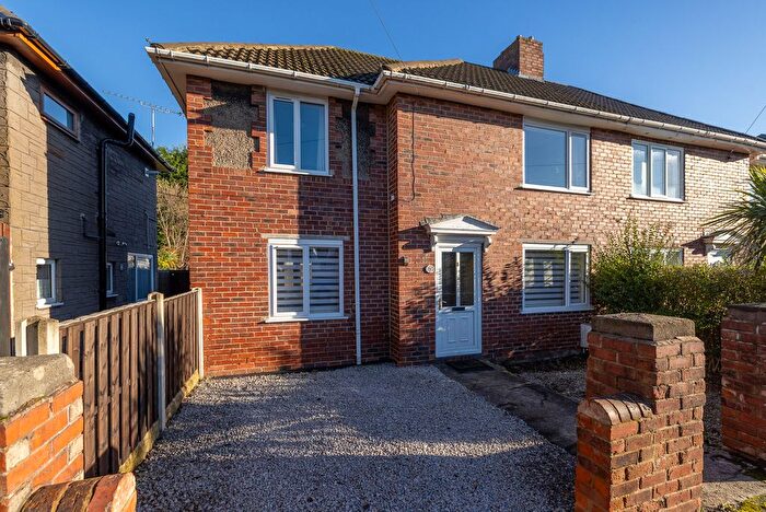 3 Bedroom Semi Detached House For Sale In Western Avenue, Dinnington, S25