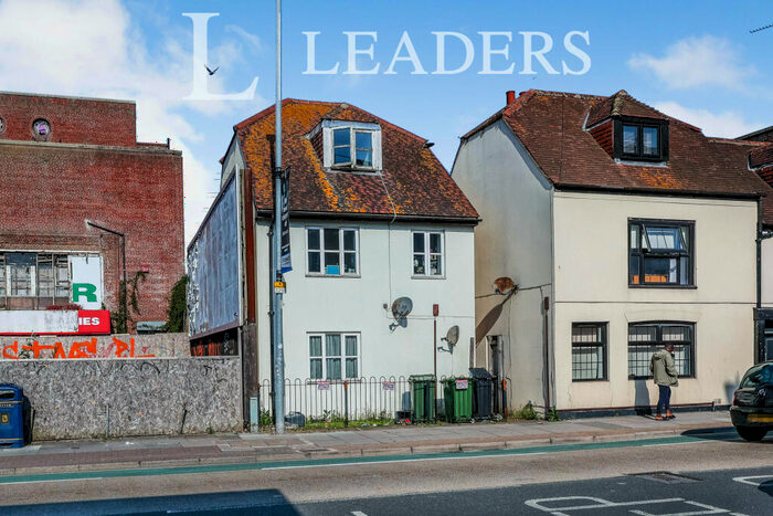 1 Bedroom Apartment To Rent In Guardsman Court, Portsmouth, PO1