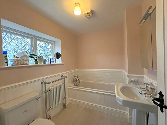 3 Bedroom End Of Terrace House For Sale In Albion Road, Marden, Tonbridge, TN12