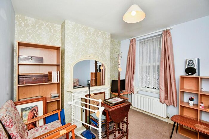 3 Bedroom Terraced House For Sale In Borstal Street, Rochester, Kent, ME1