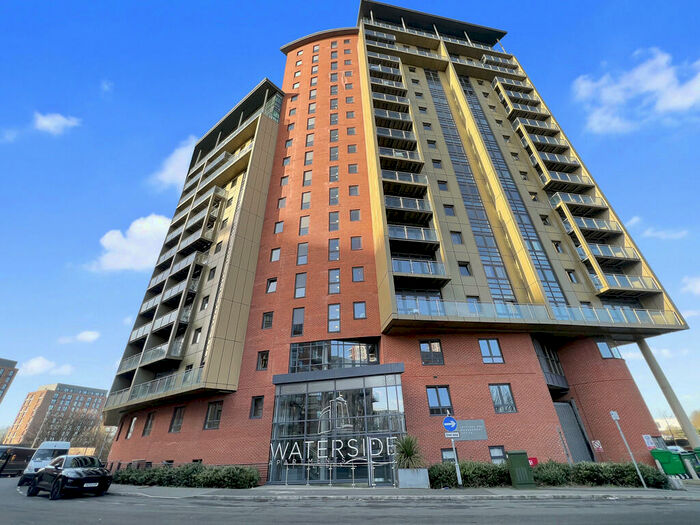 2 Bedroom Apartment To Rent In Montague, Gotts Road, Leeds City Centre, LS12