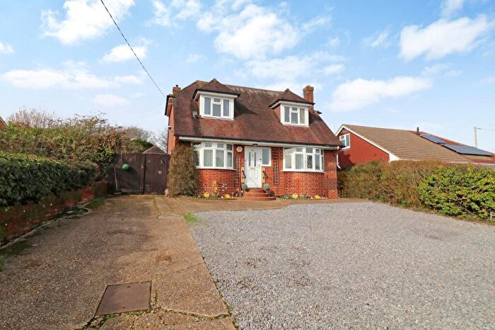 3 Bedroom Detached House For Sale In Bursledon Road, Hedge End, SO30