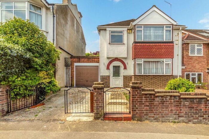 3 Bedroom Property To Rent In Greenford Avenue, London, W7