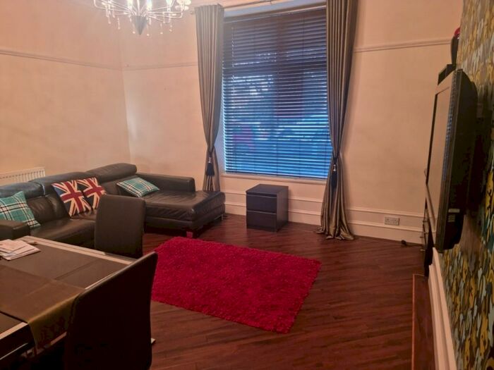 1 Bedroom Flat To Rent In Balmoral Place, Aberdeen, Aberdeenshire, AB10