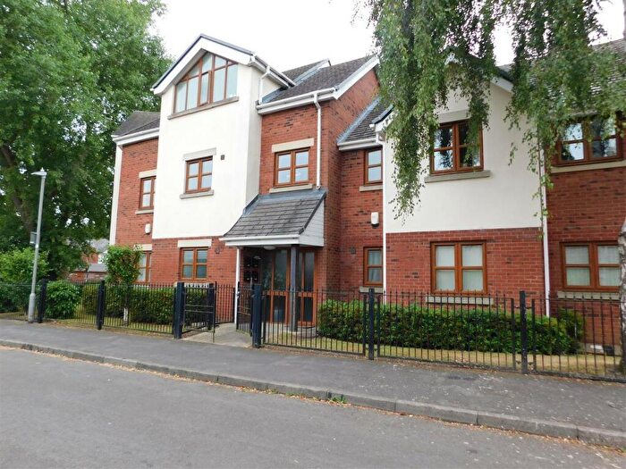 2 Bedroom Flat To Rent In Coventry Road, Exhall, CV7