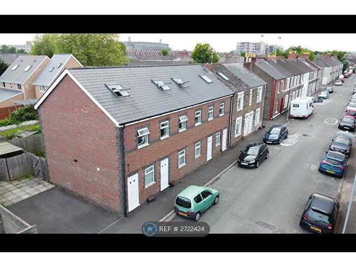 2 Bedroom Flat To Rent In Letty Mews, Cardiff, CF24