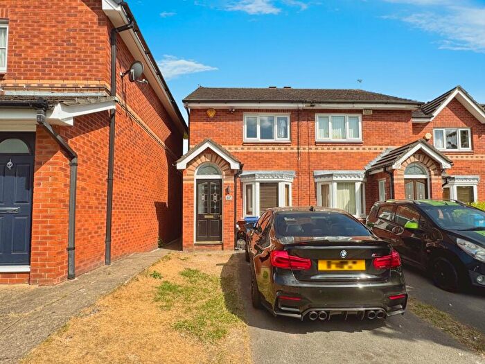 2 Bedroom Semi-Detached House To Rent In Petworth Close, Wythenshawe, Manchester, M22