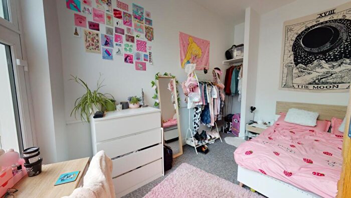 1 Bedroom Terraced House To Rent In Room, Hotwell Road, BS8