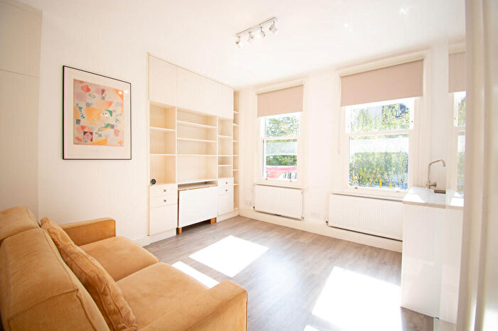 1 Bedroom Apartment For Sale In Fleet Road, Hampstead, London, NW3