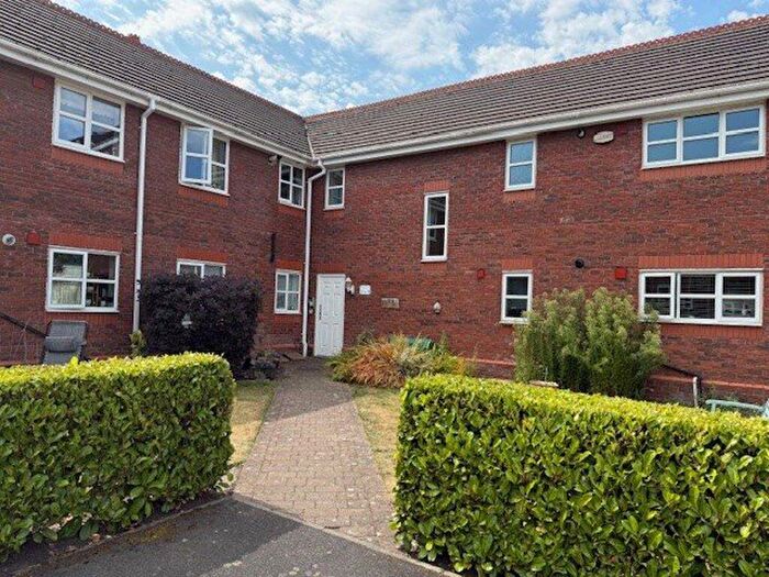 2 Bedroom Apartment To Rent In Balliol Court, M33
