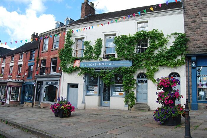 5 Bedroom House For Sale In Market Place, Wirksworth, DE4