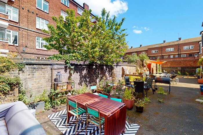 2 Bedroom Apartment To Rent In Haberdasher Street, Old Street, N1