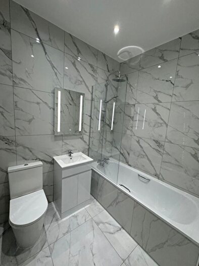 1 Bedroom Flat To Rent In Sutherland Avenue, London, W9