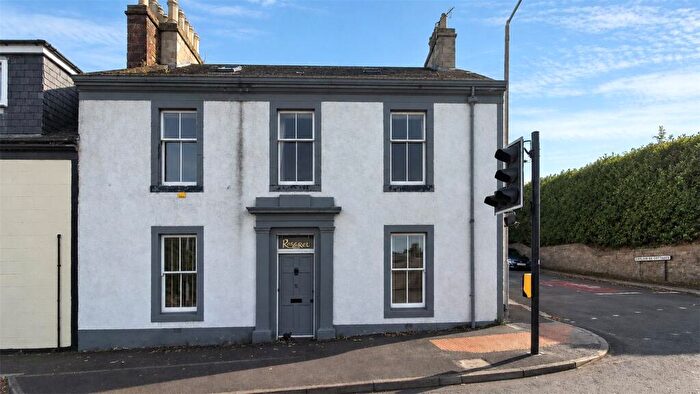 3 Bedroom Maisonette For Sale In Nithbank, Dumfries, Dumfries And Galloway, DG1