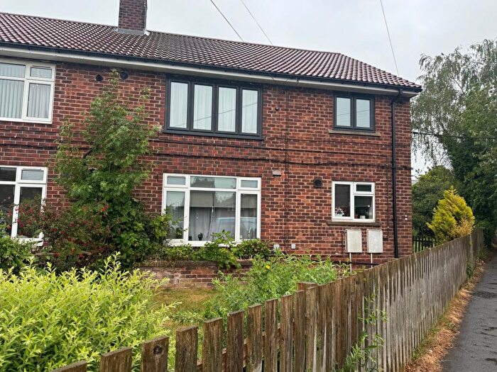 2 Bedroom Flat For Sale In Homefield Road, Whitwell, S80