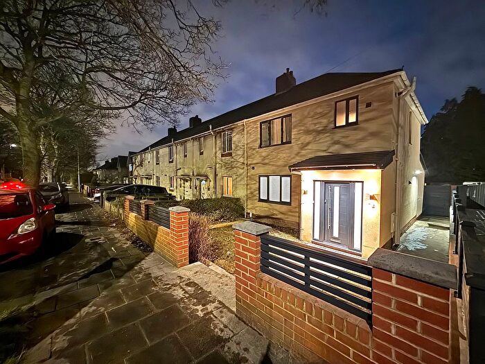 3 Bedroom End Terrace House For Sale In Cedar Road, Fenham, Newcastle Upon Tyne, NE4
