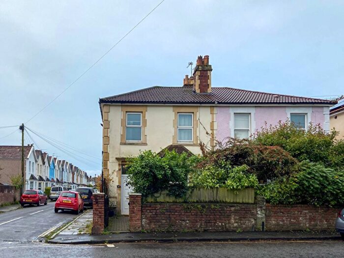 3 Bedroom House To Rent In Eastfield Road, Westbury-On-Trym, Bristol, BS9
