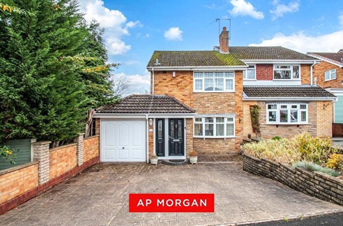 3 Bedroom Semi Detached House For Sale In Ashdene Gardens, Stourbridge, West Midlands, DY8