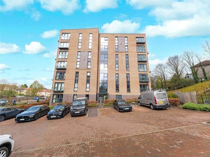 3 Bedroom Flat For Sale In Dorchester Avenue, Kelvindale, Glasgow, G12