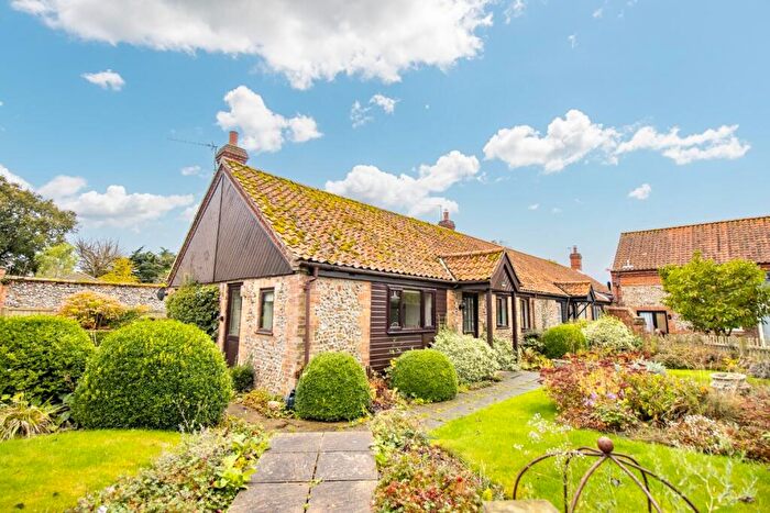 3 Bedroom Barn Conversion For Sale In Thursford Road, Little Snoring, NR21