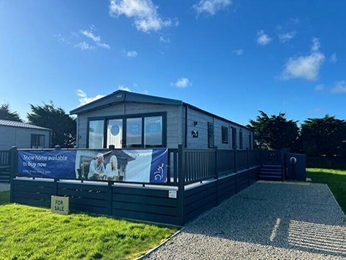 3 Bedroom Lodge For Sale In Ambleside, Padstow, Cornwall, PL28