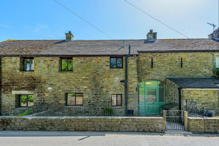 3 Bedroom Barn Conversion To Rent In Beck Cottage, Gressingham, LA2