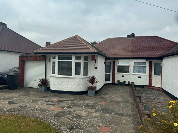 2 Bedroom Bungalow To Rent In Andover Road, Orpington, BR6