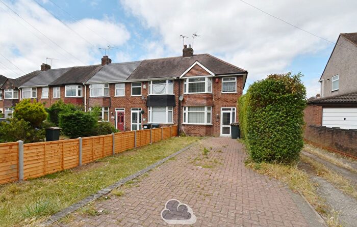 3 Bedroom End Of Terrace House To Rent In Hipswell Highway, Coventry, CV2