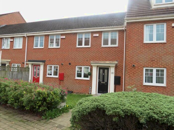 3 Bedroom Terraced House To Rent In Ambergate Way, Kenton, NE3