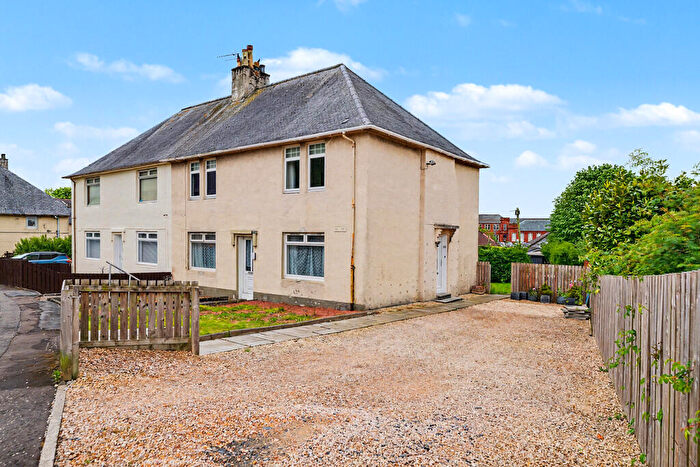 2 Bedroom Barn Conversion To Rent In Culzean Crescent, Kilmarnock, KA3