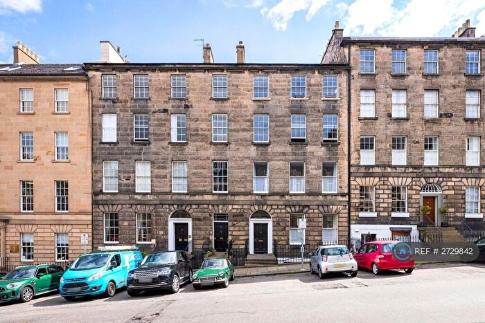 3 Bedroom Flat To Rent In Dublin Street, Edinburgh, EH3