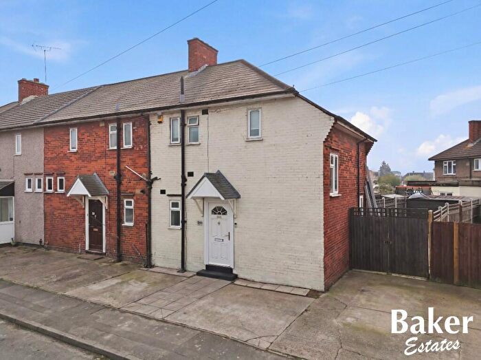 2 Bedroom End Of Terrace House For Sale In Green Lane, Dagenham, London, RM8