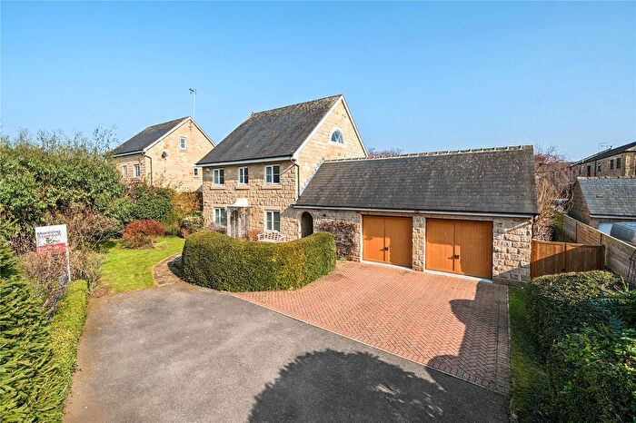 5 Bedroom Detached House For Sale In Farrer Lane, Oulton, Leeds, West Yorkshire, LS26