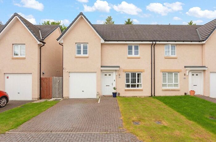 3 Bedroom Detached House To Rent In Howatston Court, Livingston, EH54
