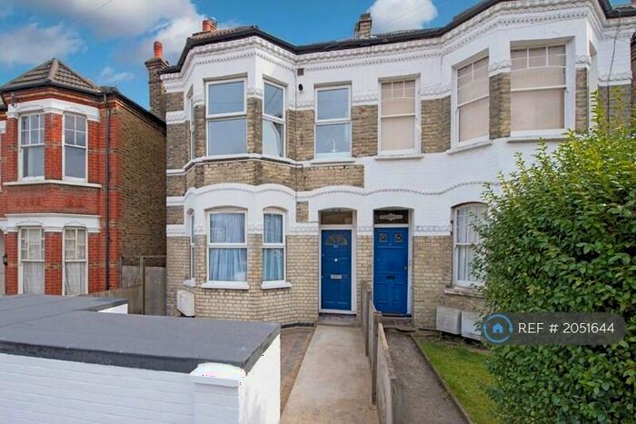 1 Bedroom Flat To Rent In Wolfington Road, London, SE27