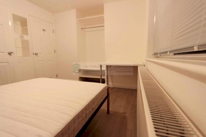 1 Bedroom Apartment To Rent In Goldings Crescent, Hatfield, AL10