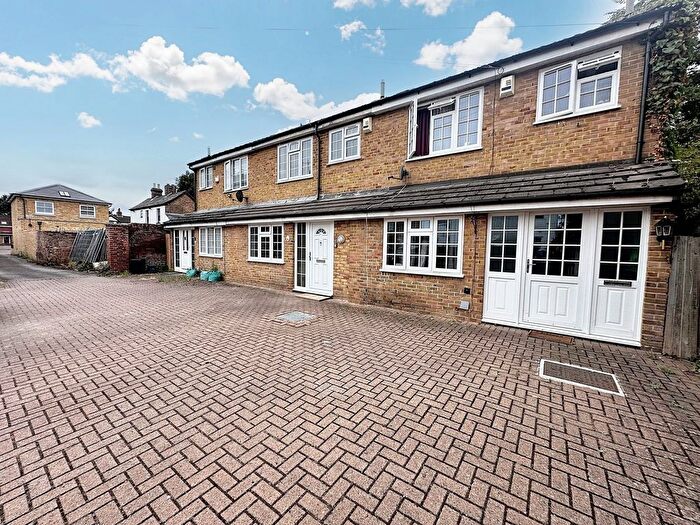 4 Bedroom Terraced House To Rent In Villier Street, Uxbridge, UB8