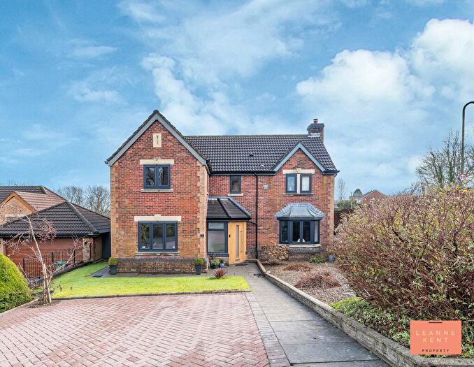 4 Bedroom Detached House For Sale In Clos Gwernydd, Caerphilly, CF83